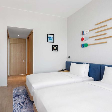 Hotel Hampton By Hilton Marjan Island Ras al-Khaimah Esterno foto