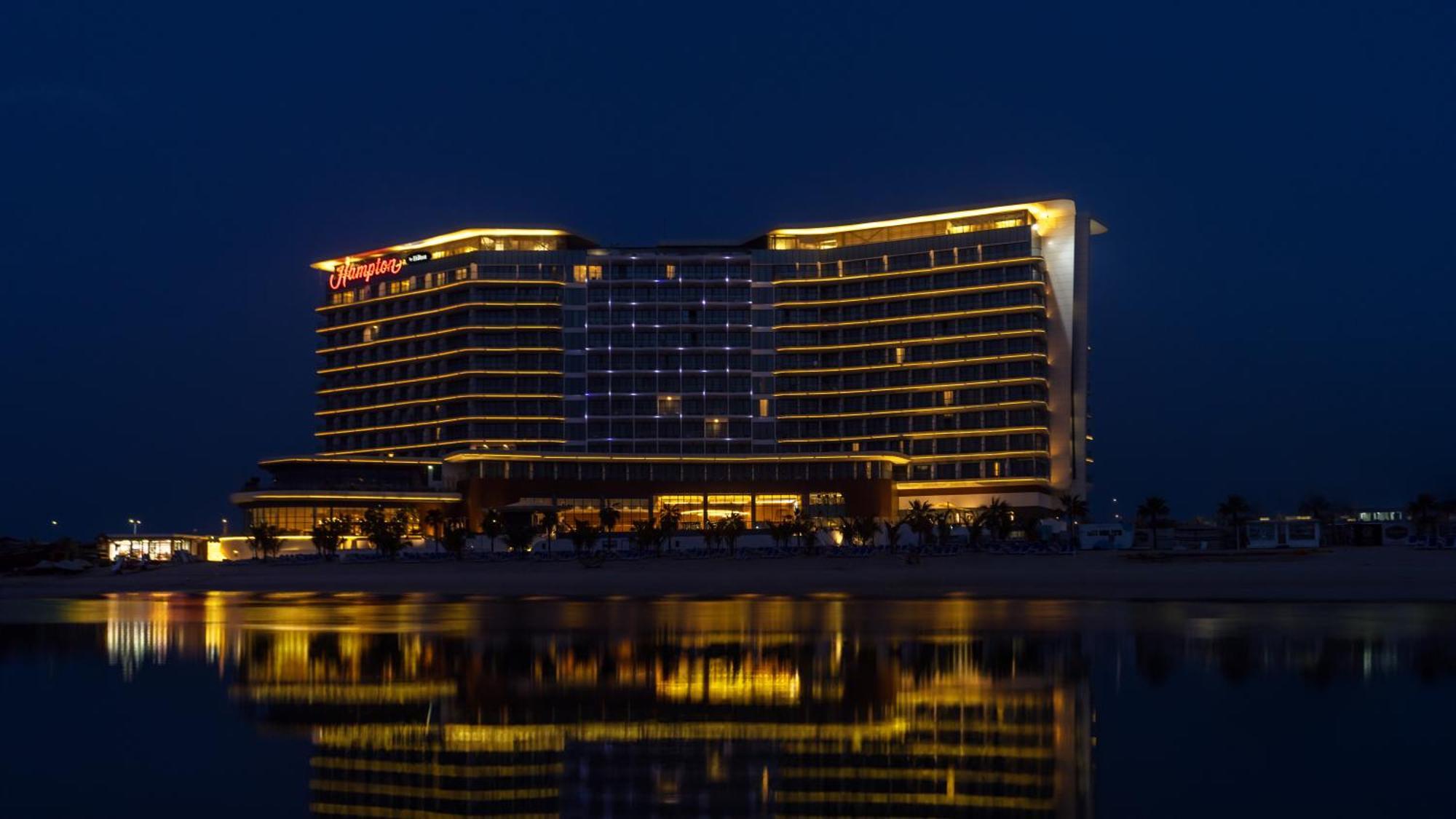Hotel Hampton By Hilton Marjan Island Ras al-Khaimah Esterno foto