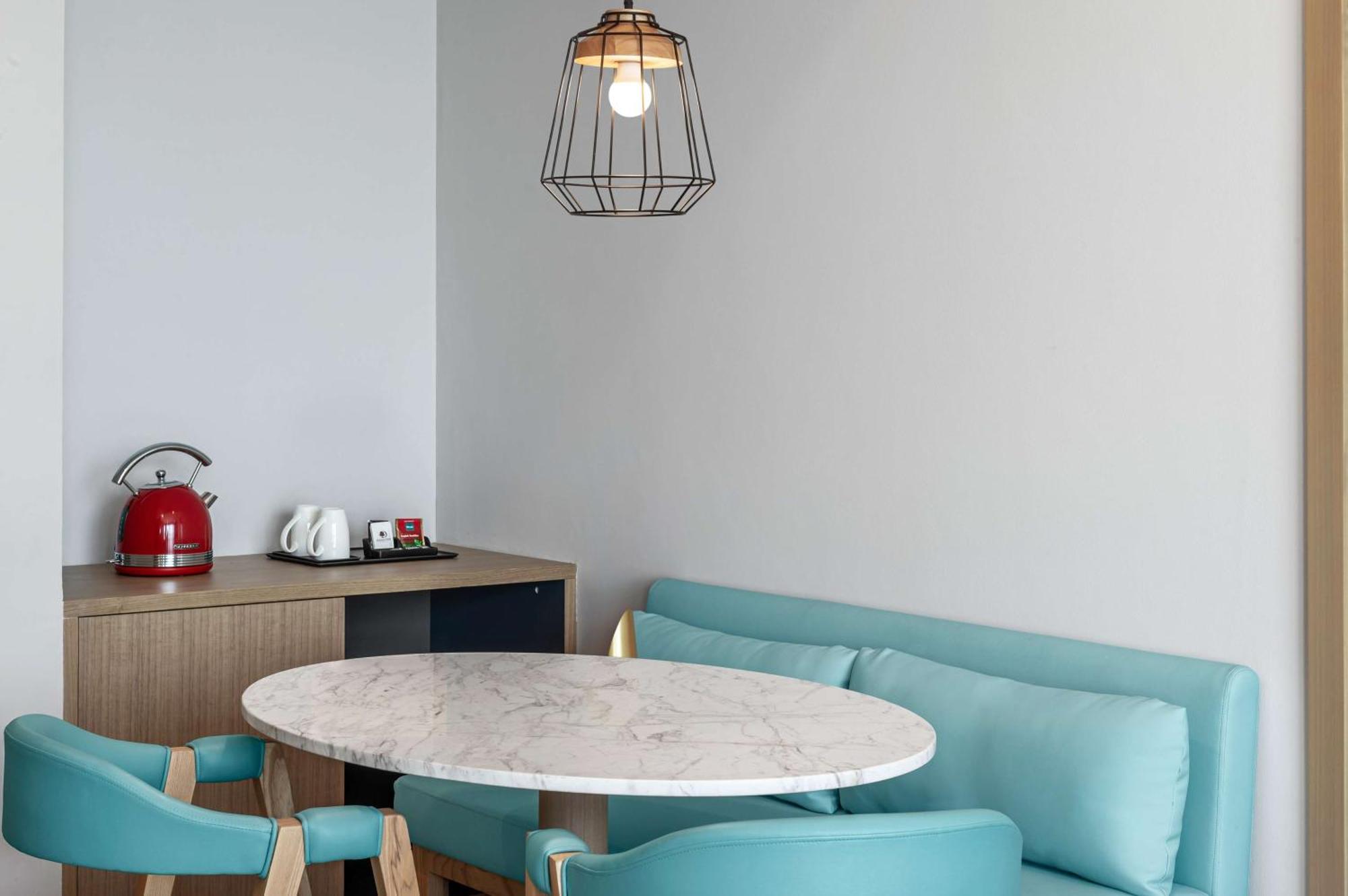 Hotel Hampton By Hilton Marjan Island Ras al-Khaimah Esterno foto