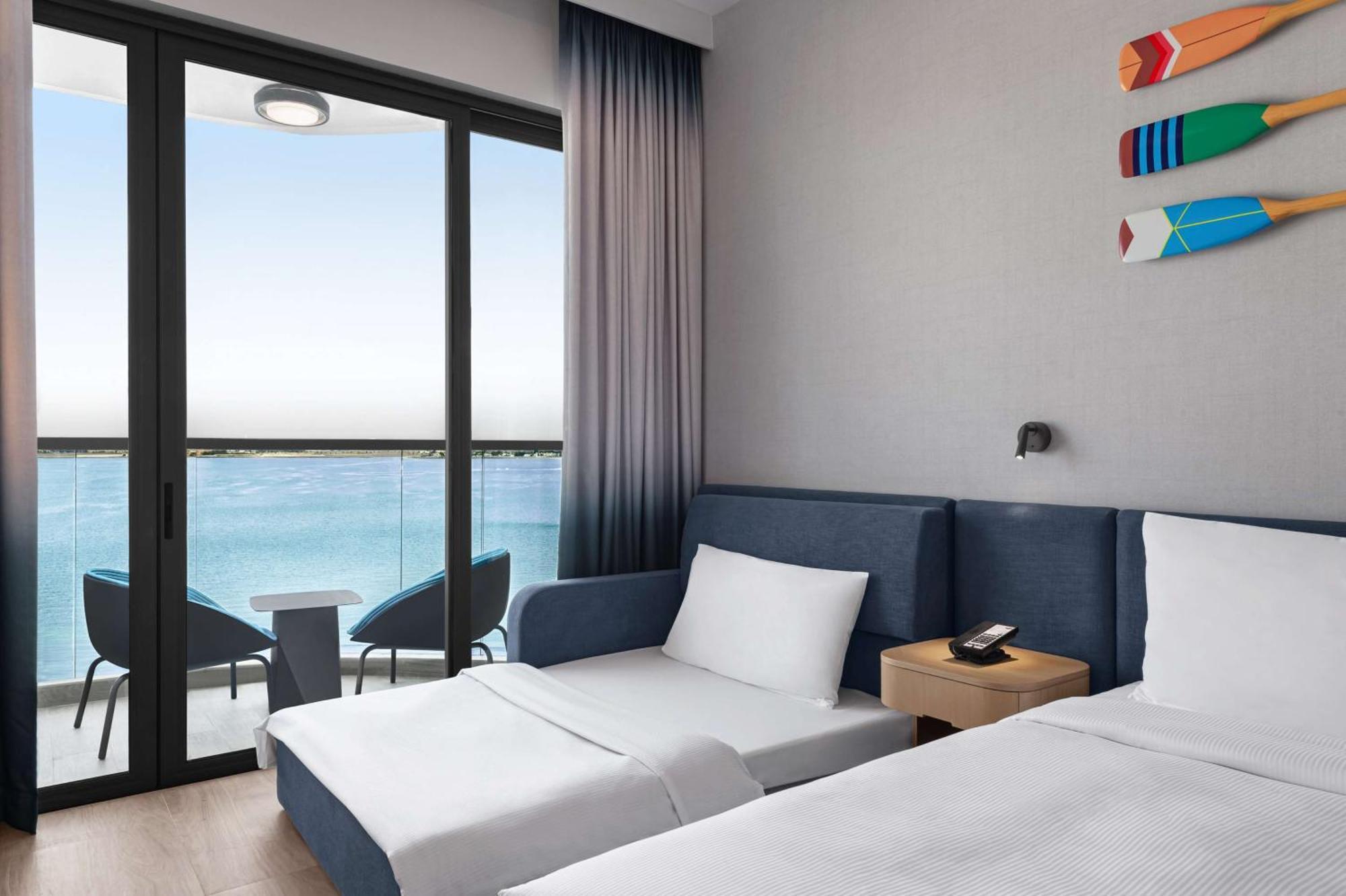 Hotel Hampton By Hilton Marjan Island Ras al-Khaimah Esterno foto